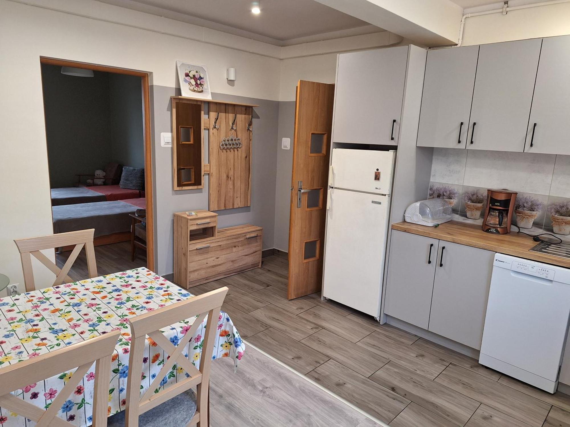 Apartament Pod Chelmcem Wałbrzych Esterno foto
